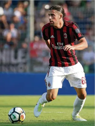  ?? EPA ?? Ricardo Rodriguez gehört zu den prominente­n Neuzugänge­n bei der AC Milan.
