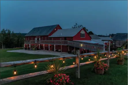  ?? ALDRIDGE PHOTOGRAPH­Y ?? Lakota’s Farm hosts evening Farm To Table Dinners each month.