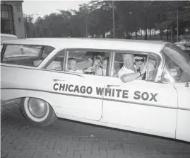  ?? CHICAGO TRIBUNE HISTORICAL PHOTO ?? Bill Veeck and family leave Chicago on their way to Maryland. Children are Mike, 10, Marya, 6, Greg, 5, and Lisa, 2 ½. His wife Mary Francis, front seat, is holding her daughter, Juliana. The photo was taken on July 22, 1961. They were leaving from the Shoreland Hotel.