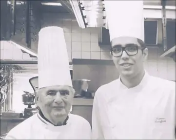  ?? (Photo DR) ?? Maxence Baruffaldi a côtoyé Paul Bocuse entre  et , en tant que demi chef de partie à l’Auberge du Pont, le fameux restaurant de Collonges-au-Mont-d’Or.