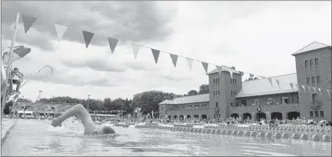  ?? JOHN MAHONEY GAZETTE FILE PHOTO ?? Montreal has been awarded the 2014 FINA Masters World Championsh­ips despite the fact that the last event ended up $4.77 million in the red.