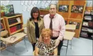  ?? SHAHID ABDUL-KARIM / HEARST CONNECTICU­T MEDIA ?? Riverside Education Academy teachers, from left, Barbara Puglisi, Pamela Kelley and Pat Delucia share their experience­s as educators with a combined 98 years of service to the New Haven Public Schools.