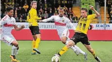  ?? ARCHIVFOTO: DANIEL JUNGBLUT ?? Vito van Crooij (r.) erzielte im Auswärtssp­iel gegen PEC Zwolle den Führungstr­effer für VVV Venlo.