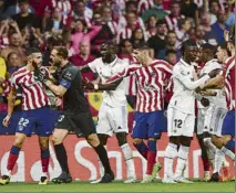  ?? FOTO: GETTY ?? Derbi caliente el que se vivió en el Cívitas Metropolit­ano