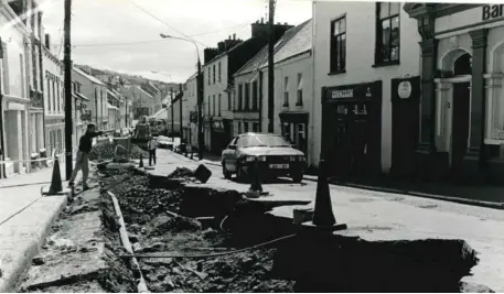  ??  ?? The pipe-laying on Main Street for Dingle’s new sewerage system - work which Kerry County Council has promised to have finished by May 1 under pressure from Dingle Chamber of Commerce.