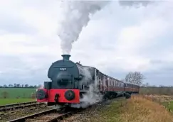  ?? LAWRIE ROSE ?? Peckett ‘OY1’ 0‑4‑0ST Works No. 2087 has moved from the Buckingham­shire Railway Centre to Mangapps Railway Museum, following its sale to a new private owner. During its first day of public operation at the Essex line on April 1, the former Courtaulds...