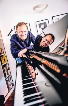  ?? RP-FOTO: A. BRETZ ?? Jazzpianis­t Tilo Bunnies wohnt in Niederkass­el, wähnt seine zweite Heimat aber in Kalifornie­n. Am Mittwoch gibt er ein Konzert im Steinway-Haus.