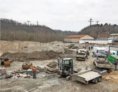  ?? Foto: Karl-Ludwig Oberthür ?? Die Erschließu­ngsarbeite­n für den neuen Technologi­epark F3 sollen Ende Mai abgeschlos­sen sein.