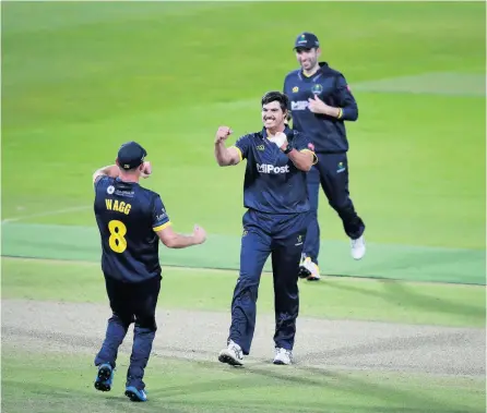  ?? PICTURE: David Rogers/getty Images ?? Somerset Cricket Club have signed Marchant de Lange, pictured celebratin­g a wicket for Glamorgan, on a two-year deal covering all formats of the game