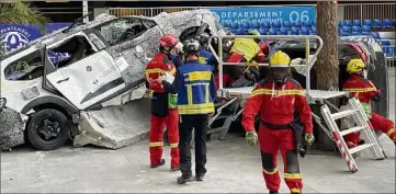  ?? (Photo Christophe Cirone) ?? 25 équipes venues de toute la France ont disputé des épreuves de désincarcé­ration, sous l’oeil averti du jury.