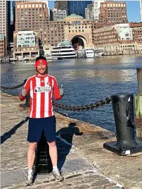  ?? ?? ■ Jack Brennan from Langley Park supports Sunderland AFC from Boston, Massachuse­tts, left, and die-hard Newcastle United fan Jack Stanley in Brisbane, Australia