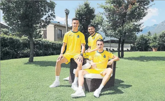  ?? FOTO: RCDE ?? Álex López, Puado y ‘Pipa’, tres jugadores de la casa blanquiazu­l Es el primer año que tienen ficha profesiona­l y quieren aprovechar su oportunida­d