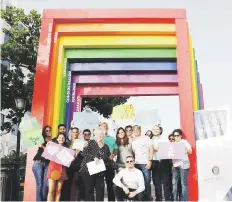  ?? Archivo ?? INAUGURADO EN JUNIO. El pórtico se distinguía por llevar los colores del arcoíris como símbolo de apoyo a la comunidad LGBTTIQ+.