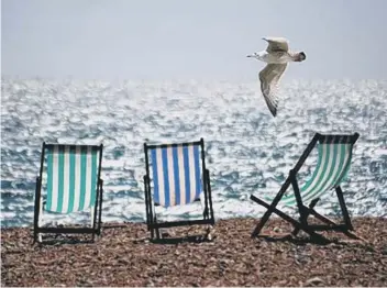  ??  ?? You can now go to the beach in England under new rules