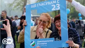  ?? 'Green Move- ?? Supporters of the 'Democratic Bulgaria' alliance, which includes the ment'