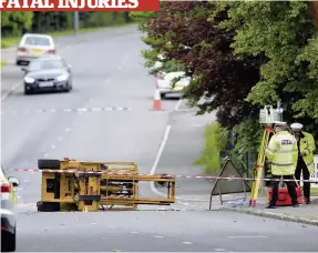  ??  ?? Tragic death Glenburn Road Police carry out their investigat­ions at the scene of the crash on