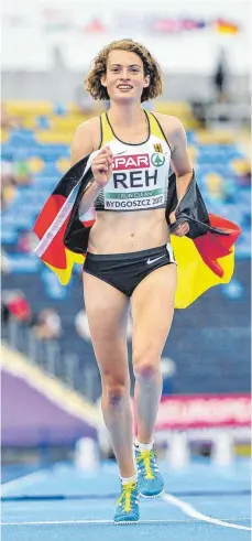  ?? FOTO: IMAGO ?? Vielleicht ihr größter Erfolg bisher: Alina Reh bei der Ehrenrunde nach ihrem zweiten Platz bei der U23-EM in Bydgoszcz.