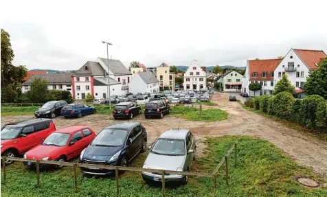  ?? Archivfoto: Bernhard Weizenegge­r ?? Auf dem ehemaligen Zimmermann Areal in Burgau sollen ein Stadthaus und ein Stadthotel entstehen.