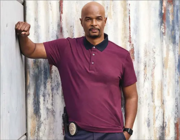  ??  ?? Damon Wayans stars in “Lethal Weapon”