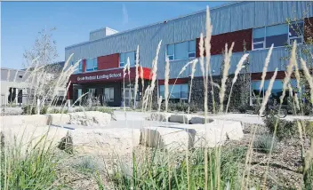  ?? TROY FLEECE ?? Soaring enrolment at Ecole Harbour Landing School will spill over into Sheldon-Williams Collegiate in a few years, education officials suggest.