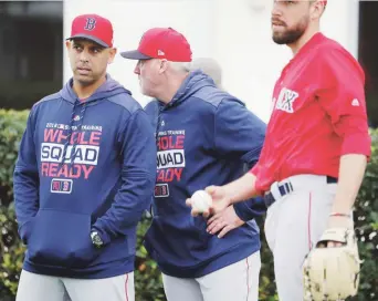  ?? Enviado especial / juan.martinez@gfrmedia.com ?? META CLARA. El dirigente boricua Alex Cora tiene la meta clara de guiar a los Medias Rojas a un ‘back to back’ en la Serie Mundial, y en lo personal a ganarse una tercera sortija de campeón en años seguidos. En el 2017 formó parte de los Astros de Houston en su coronación, y el año pasado guió a Boston al cetro.