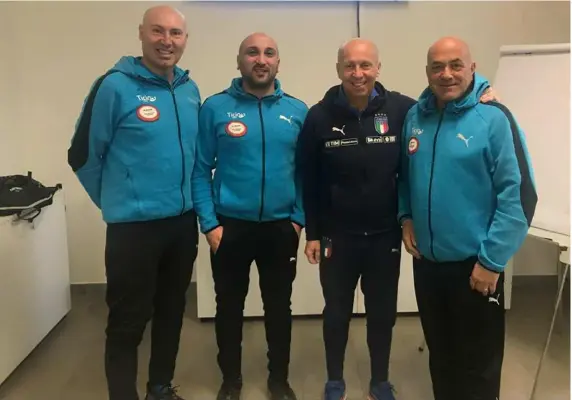  ??  ?? Nicola Muto, Enrico Di Manno e Mauro Giussani in compagnia di Maurizio Viscidi