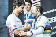  ?? FOTO: TWITTER ?? Peter Sagan felicita a Alejandro Valverde