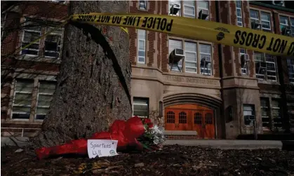  ?? Photograph: USA Today Network/Reuters ?? Berkey Hall after a shooting on the Michigan State University campus in East Lansing, Michigan, on Monday.