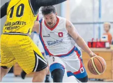  ?? ARCHIV: THOMAS SIEDLER ?? Die Basketball­er der TSV Ellwangen Mustangs stehen kurz vor dem Meistertit­el.