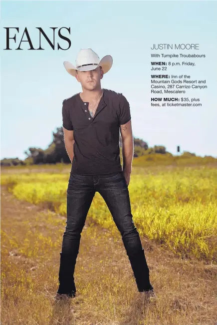  ?? COURTESY OF JASON MYERS ?? Country singer Justin Moore is touring in support of his album “Kinda Don’t Care.”