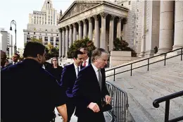  ?? ANGELA WEISS/GETTY-AFP ?? Manhattan District Attorney Cyrus Vance Jr. arrives for a federal appeals court hearing.