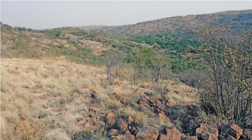  ?? PHOTOS: RIAAN HATTINGH ?? The 3km hiking trail on the farm winds past four disused mineshafts dating back to the Vredefort Dome‘s gold-mining era.