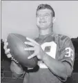  ?? AP file photo ?? Hugh McElhenny is shown during the Giants’ training camp on Sept. 3, 1963