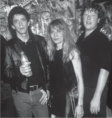  ?? /CORTESÍA CHRIS FRANTZ ?? Lou Reed con Tina Weymouth y Chris Frantz