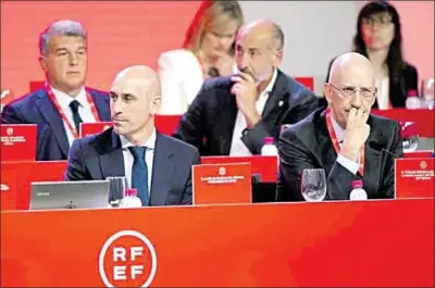  ?? FEF ?? El expresiden­te de la Federación Española de Fútbol, Luis Rubiales, junto a Tomás González Cueto.