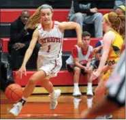  ?? BOB RAINES — DIGITAL FIRST MEDIA ?? Germantown Academy’s Elle Stauffer scored 18 points in a 61-56 win over Sanford Sunday night.