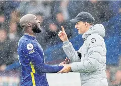  ?? ?? HAPPY TIMES: Chelsea manager Thomas Tuchel and Romelu Lukaku celebrate a win after a recent match.