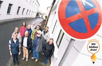  ?? RP-FOTO: J. KNAPPE ?? Auf einem Abschnitt der Beckstraße in Süchteln ist seit Anfang März das Parken verboten. Die Anwohner wünschen sich die alte Verkehrsre­gelung zurück.