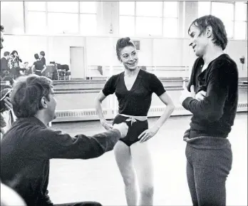  ??  ?? Margot Fonteyn and Rudolf Nureyev rehearse in London in 1964
