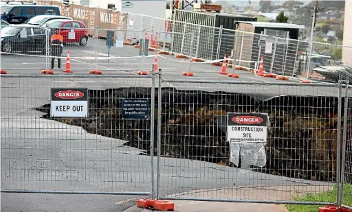  ?? LAINE MOGER/ STUFF ?? The upgrades to Rawene car park will have to work around the massive landslide that swallowed 26 car parks.