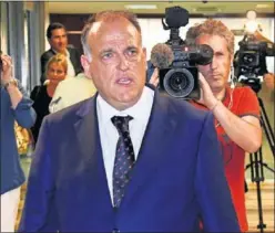  ??  ?? TEBAS. El presidente de LaLiga quiere expandir la competició­n.