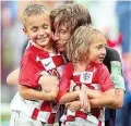  ??  ?? Familie Modric durfte feiern