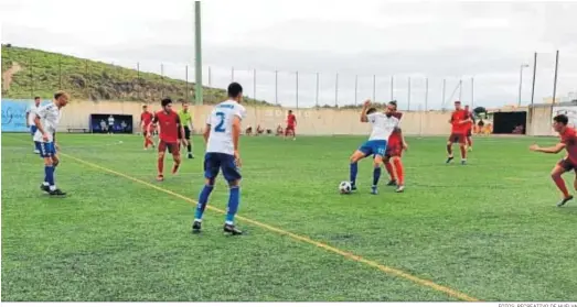  ?? FOTOS: RECREATIVO DE HUELVA ?? Un lance del encuentro de ayer disputado en tierras insulares.