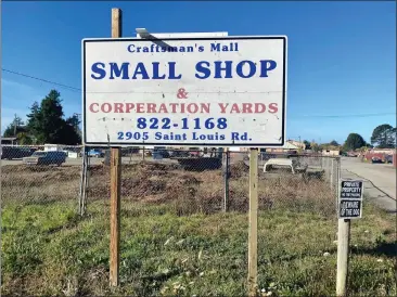  ?? ISABELLA VANDERHEID­EN — THE TIMES-STANDARD FILE ?? The industrial Craftsman Mall site in Arcata was purchased by Cal Poly Humboldt a few years ago for future developmen­t.