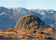  ??  ?? Pike of Stickle seen from Harrison Stickle.