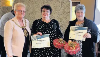  ??  ?? Pictured is Mayor of Charnwood, Coun Pauline Ranson (left) with members of the Marios Tinenti Centre and Warwick Way Action Group.