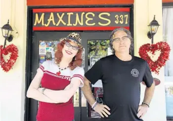  ?? RICARDO RAMIREZ BUXEDA/ORLANDO SENTINEL ?? Maxine and Kirt Earhart at their restaurant, Maxine’s on Shine, on April 1, 2020.