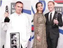 ??  ?? Raf Simons with his first trophy – the CFDA Womenswear Designer of the Year for Calvin Klein (left) and Stuart Vevers, 2017 CFDA Award for Accessory Designer of the Year Award for Coach, with Mandy Moore.