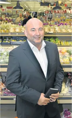  ?? Picture: TREVOR SAMSON ?? MOVER AND SHAKER: Woolworths CEO Ian Moir has changed consumer perception­s of the chain being an unaffordab­le ’rich man’s shop‘