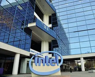  ?? ?? Quartier generale
La sede principale in Intel, multinazio­nale della microelett­ronica, in California